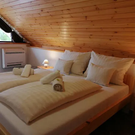 Casa Ninfea Panzió * Cserszegtomaj