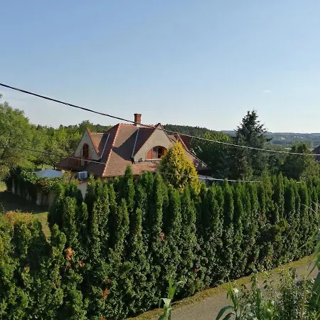 Casa Ninfea Panzió * Cserszegtomaj