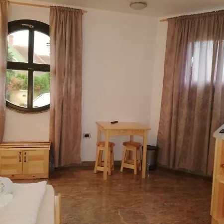 Casa Ninfea Panzio Apartmán *